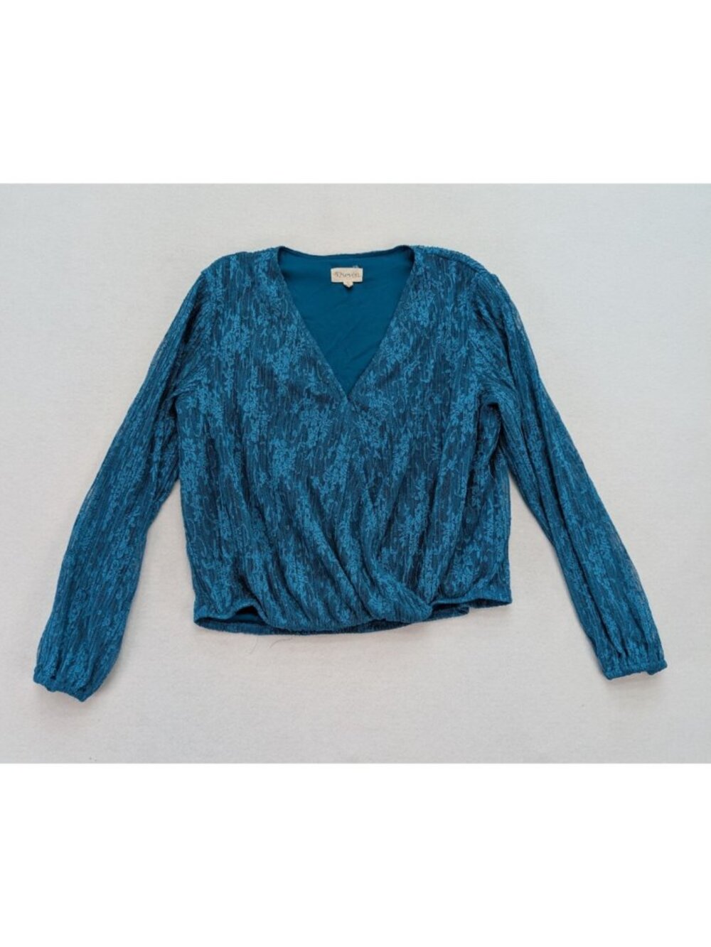 52Seven Women's Top Size L Blue Lace Long Sleeve Faux Wrap Blouse